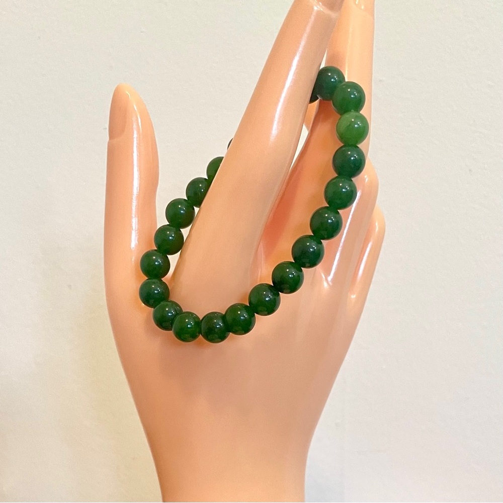 8mm Green Jade Handmade Beaded Stretch Bracelet Unisex NWOT